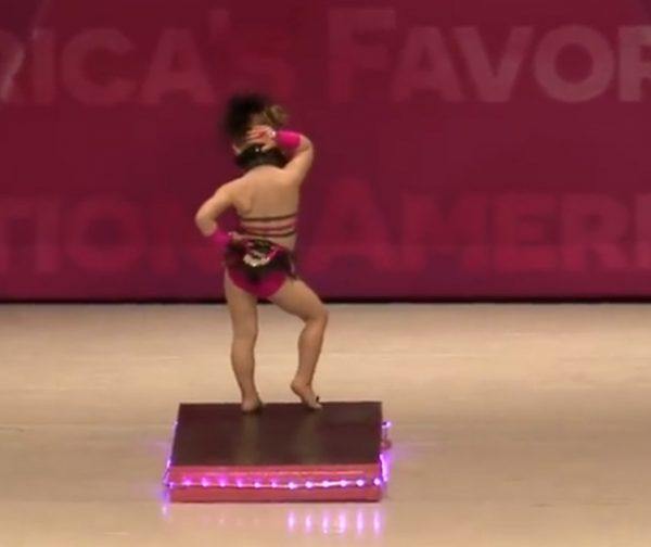 3 Year-Old Leaves Audience Speechless with Sassy Her Performance