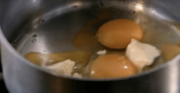 Gordon Ramsay Reveals His Incredible Scrambled Eggs Recipe